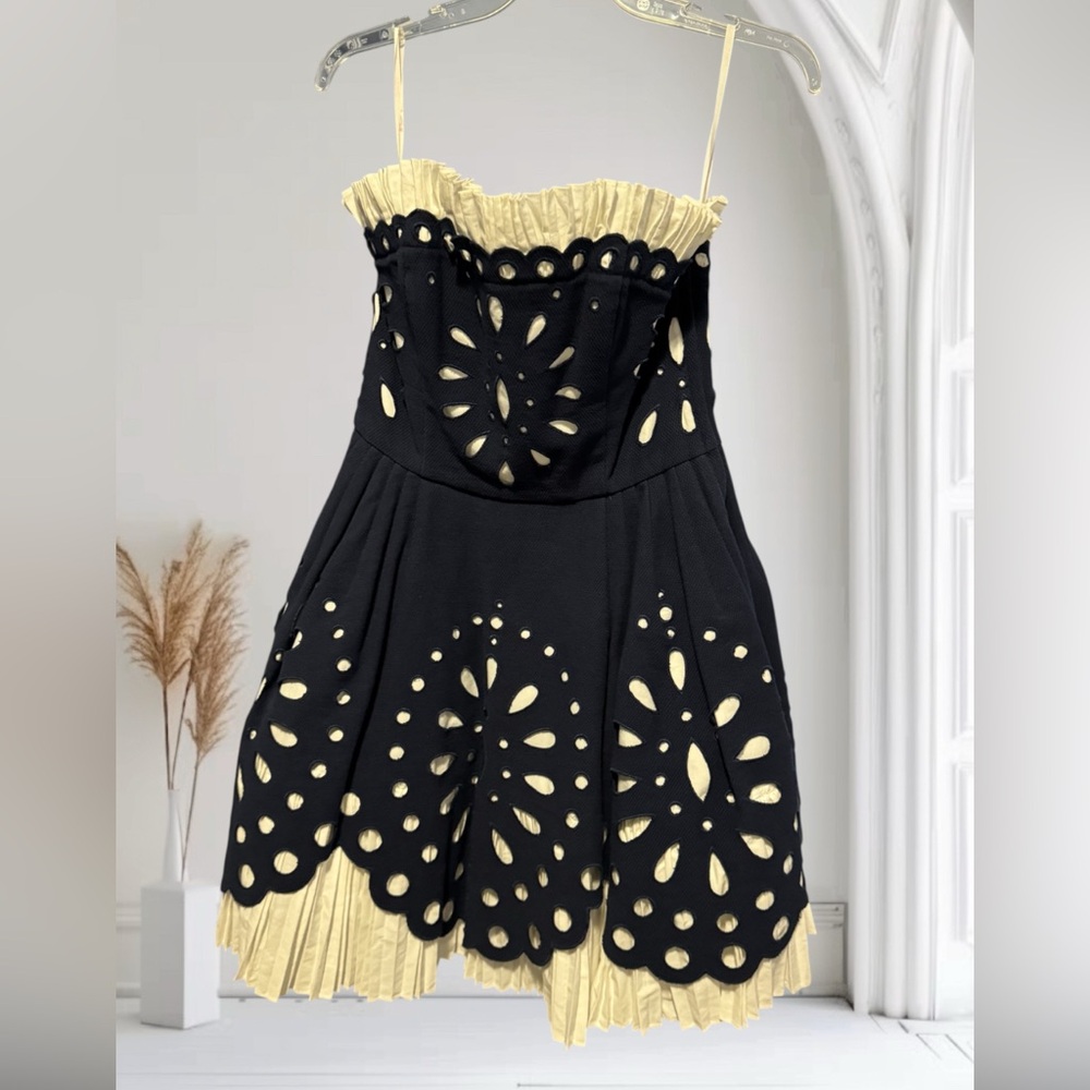 Betsey Johnson Navy & White Cutout Party Dress – Size 8